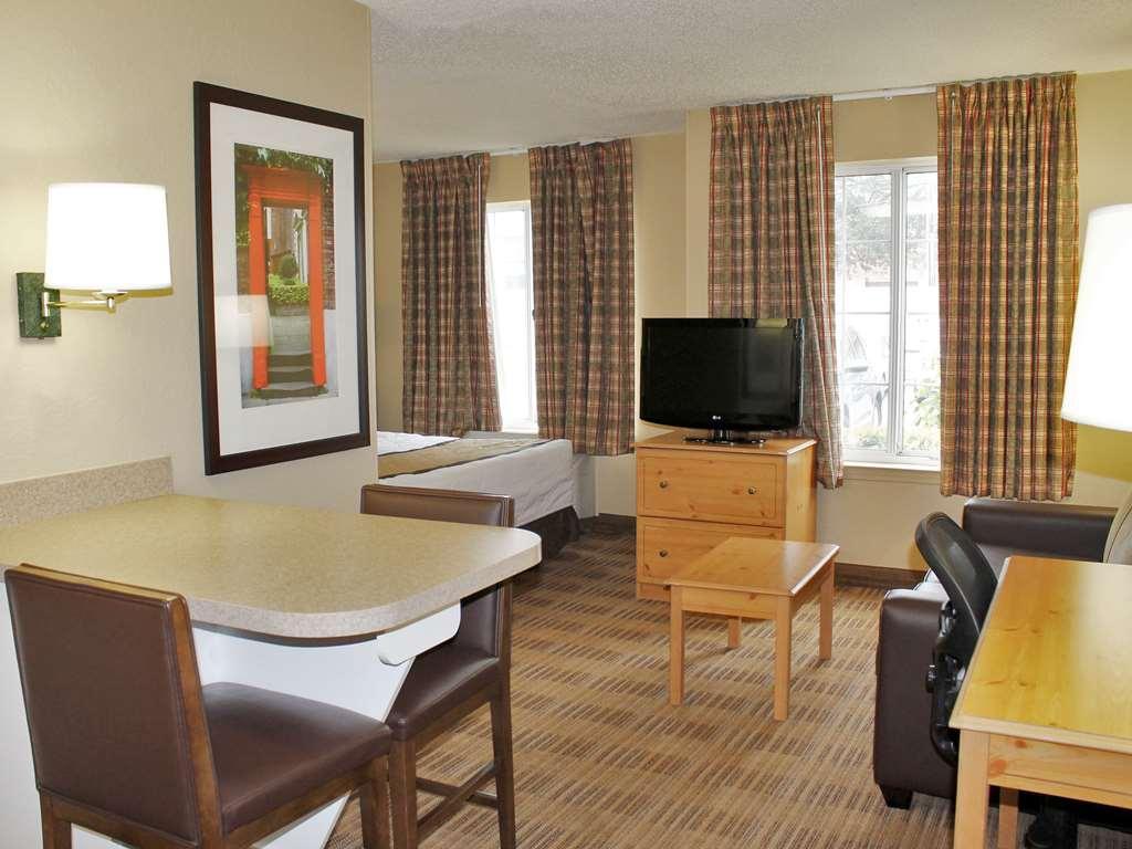 Beachwood Extended Suites Orange Номер фото